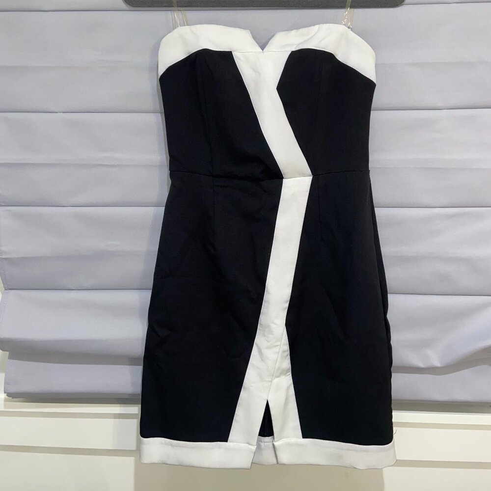 DO+BE Black and White Strapless Dress